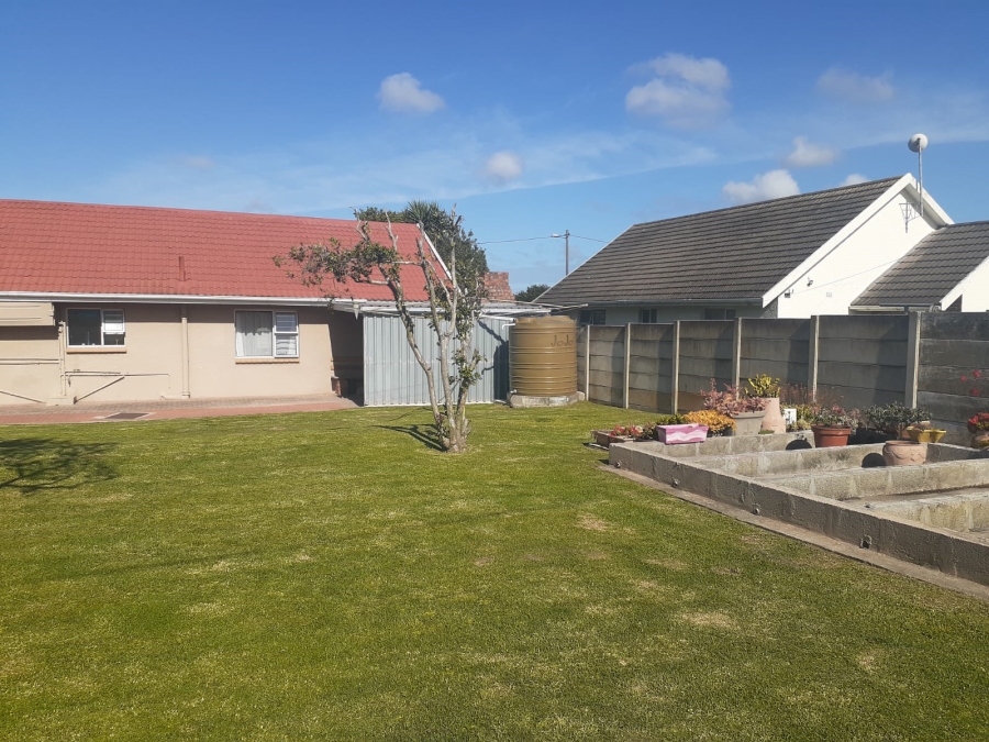 3 Bedroom Property for Sale in Kabega Park Eastern Cape